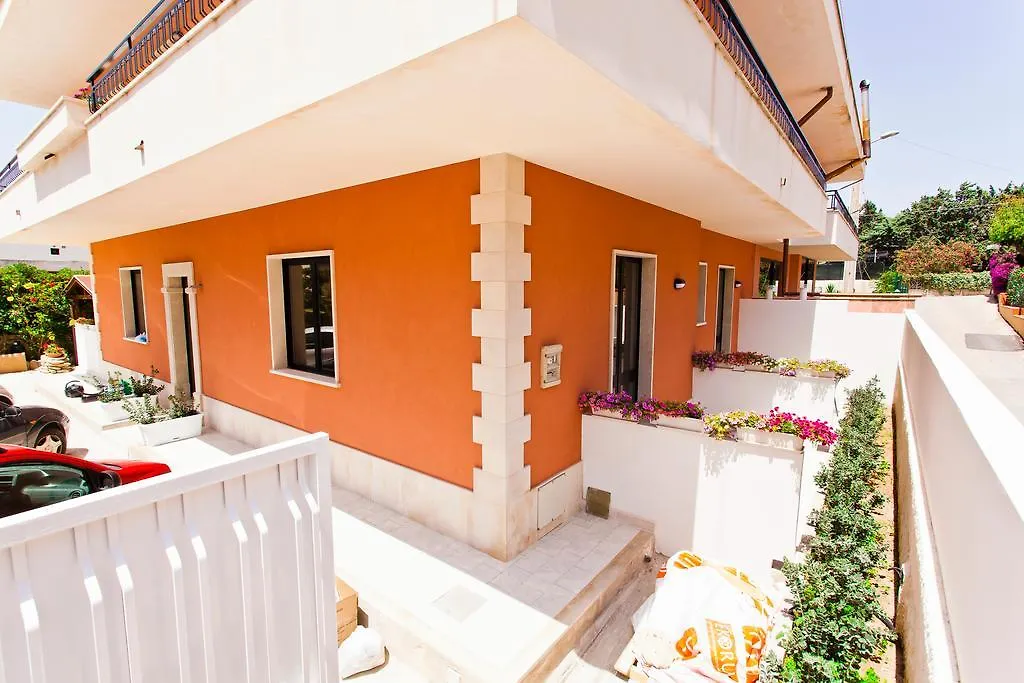 B&B Shining Avola Italy