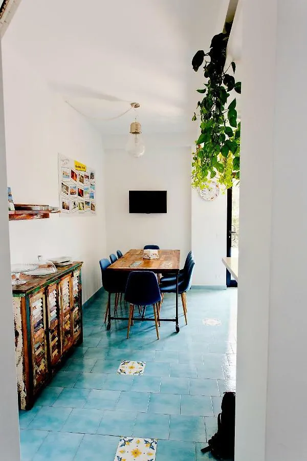 B&B Shining Avola